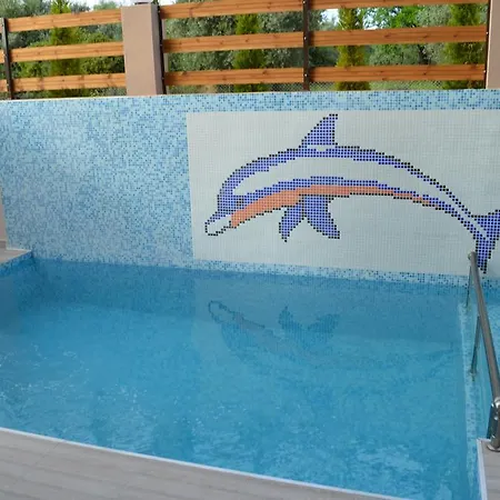 Thassos Grand & アパート